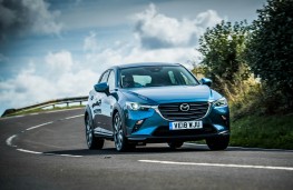 Mazda CX-3, front action